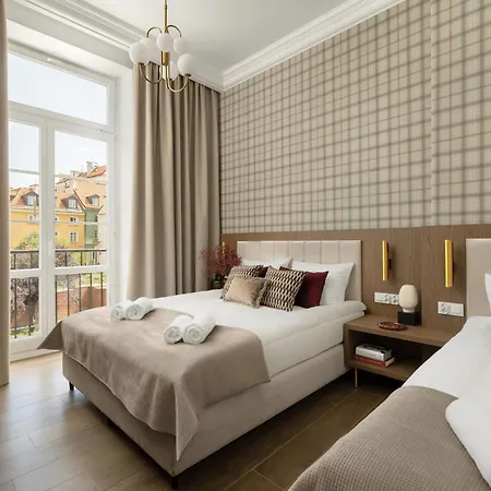 Movo Royal Old Town Apartamento *